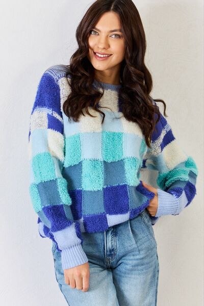 J.NNA Checkered Round Neck Long Sleeve Sweater - Happily Ever Atchison Shop Co.