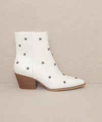 OASIS SOCIETY Ivanna - Star Studded Western Boots - Happily Ever Atchison Shop Co.