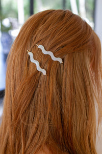 Sleek Waves Hair Clip in White Tortoise - Happily Ever Atchison Shop Co.