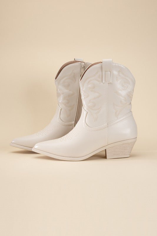 WILLA - 1 Western Boots - Happily Ever Atchison Shop Co.