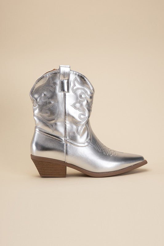 WILLA - 1 Western Boots - Happily Ever Atchison Shop Co.